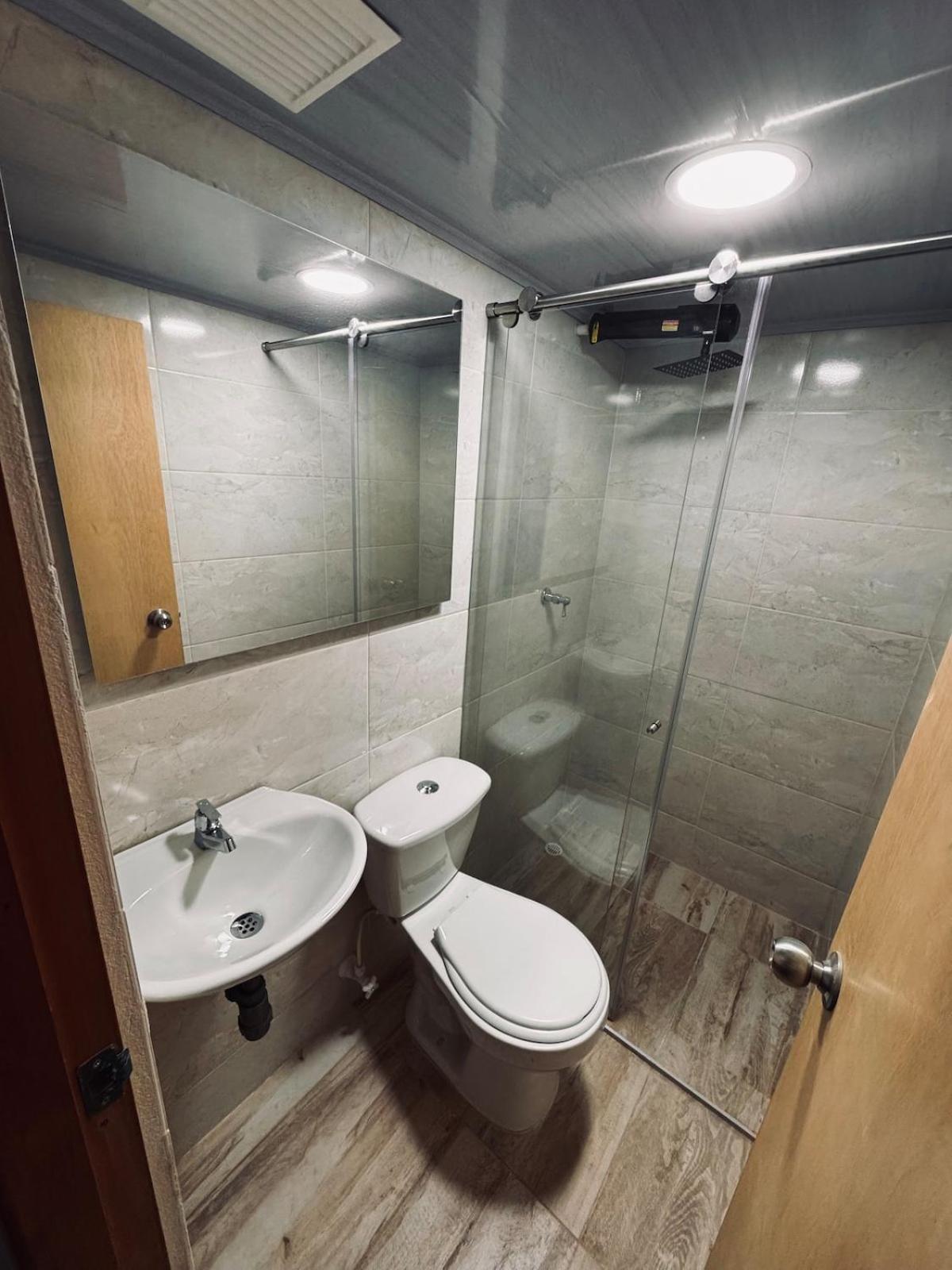 Apartamento Modern Near Tourist And Commercial Area Medellín